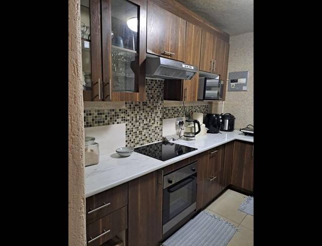 1 BEDROOM APARTMENT FOR SALE IN REGENTS PARK